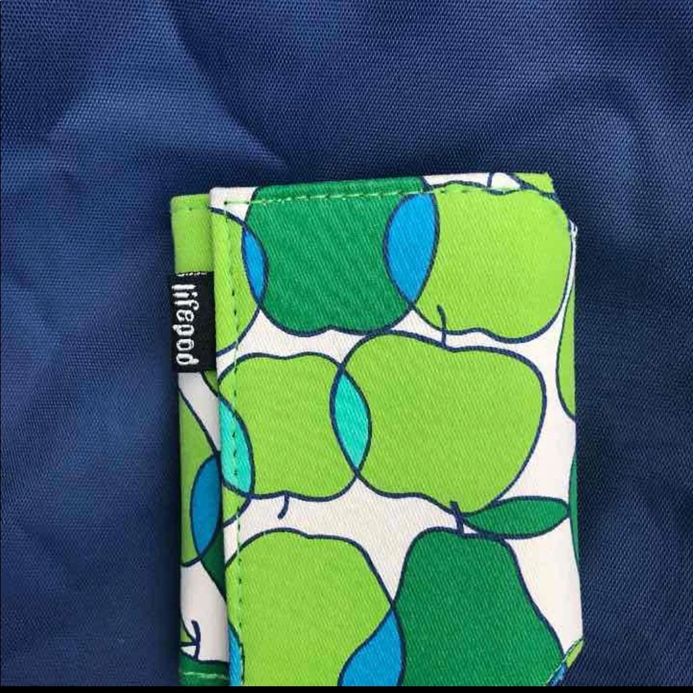 Lifepod NWOT Wallet